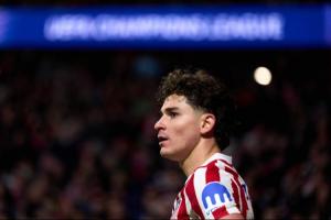 马卡：马竞准备续约阿尔瓦雷斯 巴萨对他的想法和判断不会改变 - 资讯配图