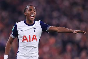 记者:特尔现阶段并未考虑离开热刺,他认为自己有责任帮球队保级 - 资讯配图