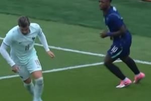 特奥轻松抢断维尼修斯引热议，巴西记者：看看国家队现在的10号 - 资讯配图