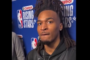 卡斯尔：文班最疯狂的瞬间就是 你传多高他都能接得到 - 资讯配图