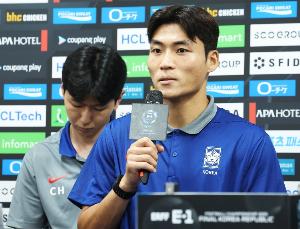 记者:全中超有望参加世界杯的独苗是浙江队韩国外援朴镇燮 - 资讯配图