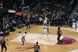 根本停不下来！斯特鲁斯内外开花再得5分 骑士领先达20分以上 - 资讯配图