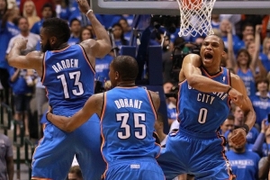 弗莱:雷霆三少即使不分道扬镳也是零冠!没人可单凭自己带队夺冠 - 资讯配图