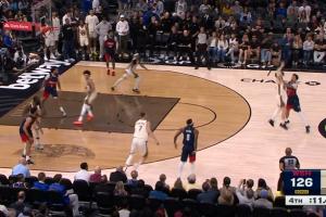 又来个奥斯卡!奇才萨尔两节半罚下 末节追分但最后低级失误输球 - 资讯配图