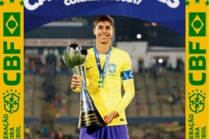 雷斯谈首次入选巴西队:还没和安帅交流 埃德森和恩德里克祝贺我 - 资讯配图