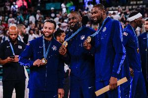 皮尔斯:詹杜库作为第一核心无法再夺冠 需和比自己更强的人合作 - 资讯配图