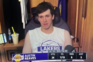 里夫斯谈两天假期：肯定要去打高尔夫 享受和家人在一起的时光 - 资讯配图