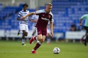 杰拉德与卡拉格:鲍文很优秀,但不建议利物浦签他替代萨拉赫 - 资讯配图