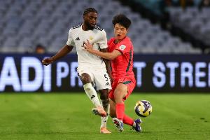 143万欧本土标王！20岁杨希“上位” 接班18强赛右后卫主力杨泽翔 - 资讯配图