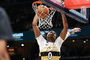 未来可期！库利巴利16中8得到21分6板2助1帽 三分9中4 - 资讯配图