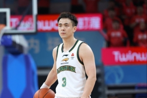 哑火！赵继伟7投仅1中拿到4分8助 三分5中1 - 资讯配图