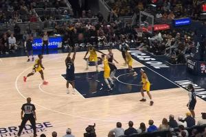 小卡干拔命中！历史第14位连续50场20+&首位30岁后达成的球员！ - 资讯配图