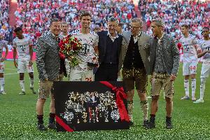 穆勒：不排除回归拜仁的可能性，我通常会顺其自然 - 资讯配图