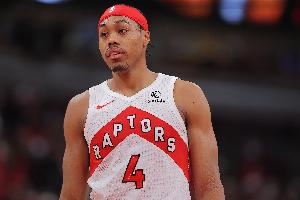 完美表现!斯科蒂·巴恩斯14中10高效拿下23分7板12助2断3帽 - 资讯配图