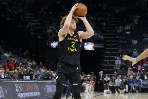 波杰谈连续3场20+:就是多去造罚球 我从巴特勒那里学到了很多 - 资讯配图