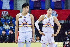 太墨迹了!北控与宁波全场47次犯规 共获得60次罚球 - 资讯配图