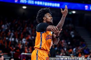 古德温:今天是季后赛强度 我们打出团队篮球 要延续势头保持健康 - 资讯配图