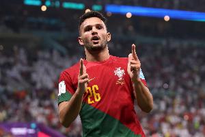 贡萨洛·拉莫斯:海拔高有影响,呼吸困难、咳嗽,鼻子也有异样感 - 资讯配图