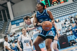 WCBA季后赛排位赛｜厦门银行不敌石家庄英励大比分0-1落后 - 资讯配图