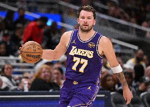 司机:东契奇的统治力毋庸置疑 没人想在季后赛中对阵湖人 - 资讯配图