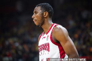 状态一般！迪亚洛14中4低效拿下13分9板3助2断1帽 - 资讯配图