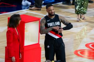 这么夸张？！利拉德晒投篮训练数据：1090投1000中！命中率92%！ - 资讯配图