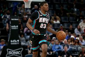 科沃德:球队在防守端很专注 对阵火箭和这场比赛篮板都很关键 - 资讯配图