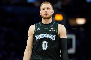 迪文岑佐:我们失误太多了 进攻停滞 正中活塞的下怀 - 资讯配图