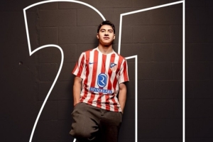 巴尔加斯：代表墨西哥参加世界杯是我的梦想，我已经准备好了 - 资讯配图