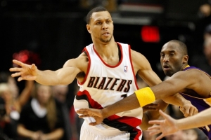 巴图姆:罗伊是小卡之前我的最强队友 当时分卫就是科韦还有他 - 资讯配图