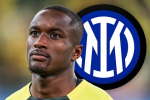 米体：吉达联合想签萨拉赫，若成功可能放迪亚比去国米 - 资讯配图