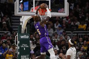 里夫斯：艾顿和海斯两人类型不同 但在各自擅长的领域都很有效率 - 资讯配图