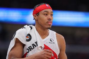 全能锋线！斯科蒂·巴恩斯最近4场场均18.8分6.5板12.3助2断1.3帽 - 资讯配图