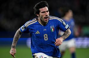 红黑心!隆戈:托纳利希望去英超西甲豪门,并在4年内重返米兰 - 资讯配图