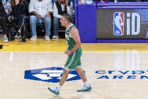 本赛季薪水才723万！普理查德最近两场轰下64分13板10助 - 资讯配图