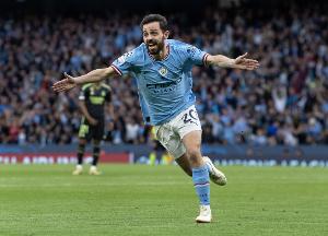 结束9年曼城生涯！官方：31岁B席今夏离开曼城，随队斩获19冠 - 资讯配图