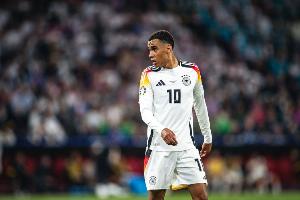 纳帅：只要医生说不存在风险，就没有理由不带穆西亚拉去世界杯 - 资讯配图