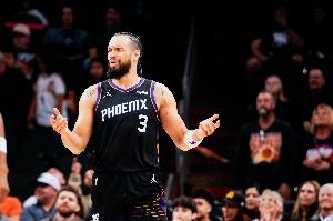 狄龙：生死战确实有压力 但我一生都在打这种比赛 - 资讯配图