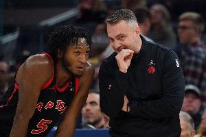 猛龙主帅：今天球队训练强度不大 奎克利腿筋轻度拉伤仍每日观察 - 资讯配图