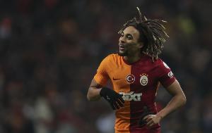 记者：加拉塔萨雷对25岁博伊感到满意，预计将激活1500万买断条款 - 资讯配图