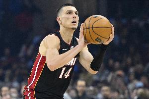 Siegel：公牛曾想打包安芬尼·西蒙斯+塞克斯顿+选秀权 以换希罗 - 资讯配图