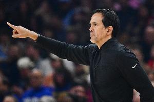 斯波谈阵容：我们会立足队内打磨提升 同时也会全力补强 - 资讯配图