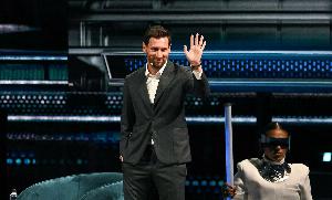 奥莱报：梅西此前曾多次透露，比起教练更希望成为俱乐部老板 - 资讯配图