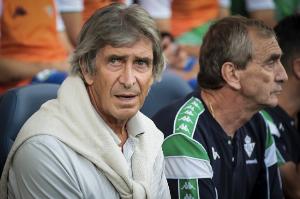 马卡：贝蒂斯主场广播3次误报让球迷疏散，俱乐部解释是误操作 - 资讯配图