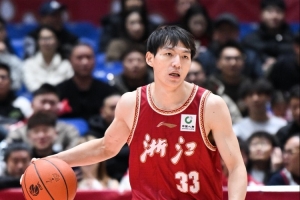 不在状态！吴前半场2中0没得分 正负值-10最低 - 资讯配图