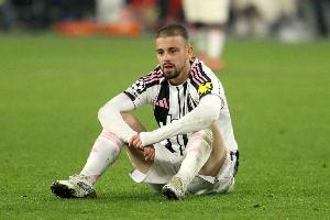 都体：热格罗瓦愿意留在尤文，但尤文考虑卖掉他，赛季结束将面谈 - 资讯配图