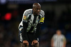 5500万镑血亏！英媒：29岁维萨被估价2000万，加盟后重伤+仅进3球 - 资讯配图