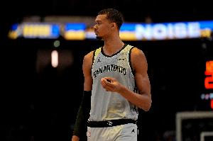NBA官网预测马刺4-1开拓者:文班亚马首次季后赛 篮球争夺是关键 - 资讯配图