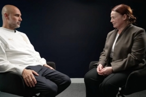 瓜迪奥拉：英超的强度和难度超乎想象，冠军不到最后一刻永无定论 - 资讯配图