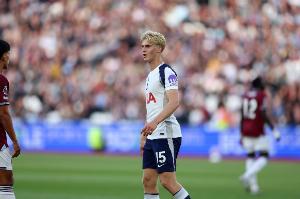 英媒：阿森纳切尔西仍对贝里瓦尔感兴趣，预计热刺要价5000万镑起 - 资讯配图